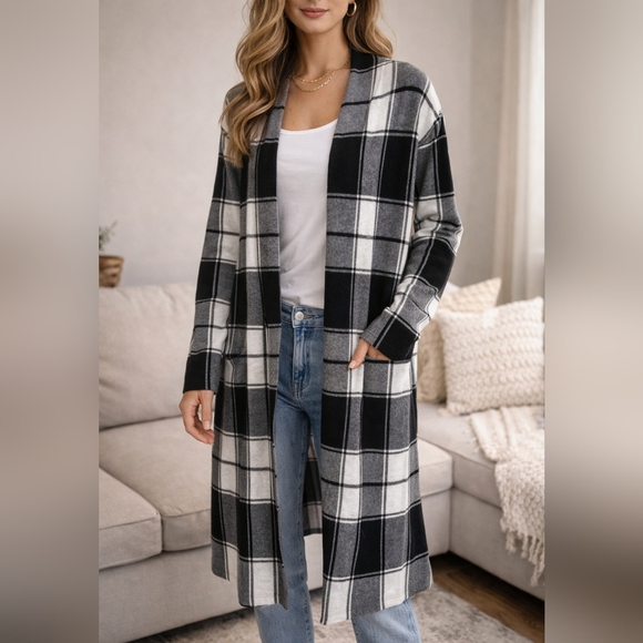 Tahari Sweaters - Tahari Black White Open Knit Cardigan Size S Long Lightweight Sweater